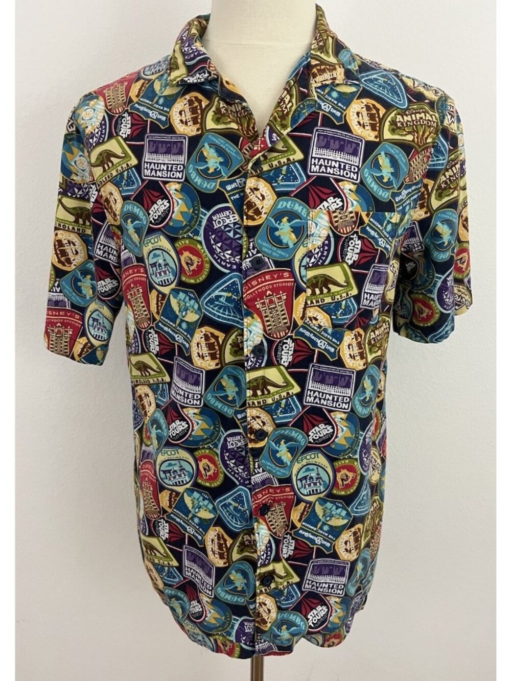 Disney 4 Parks Passport Collection Vented Camp Shirt Attractions Adult M